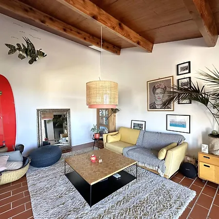 Villa Mazet Cezar, Climatise Pour 4 Personnes, Avec Piscine Collective A La Londe-les-Maures